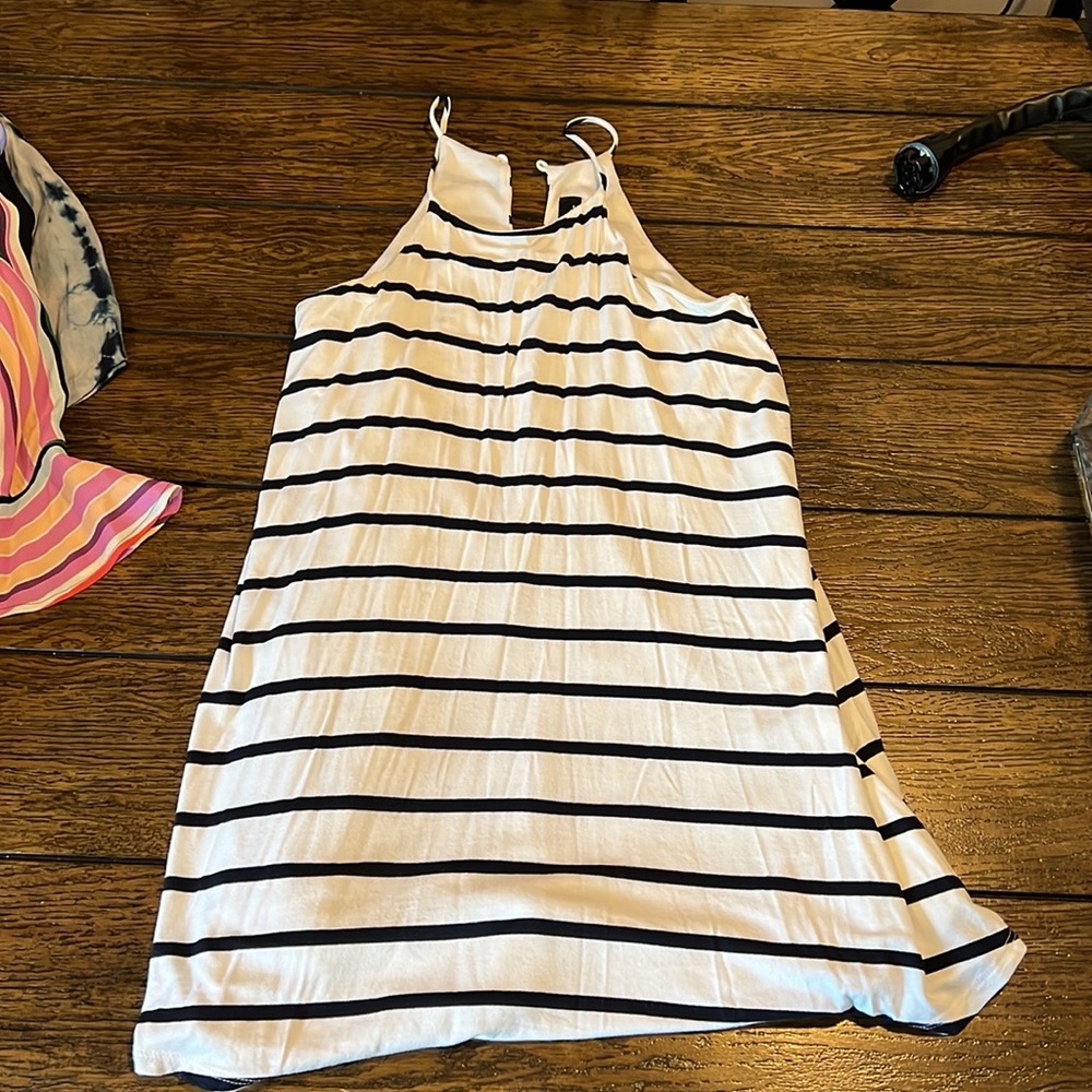 Lulus dress perfect for summer